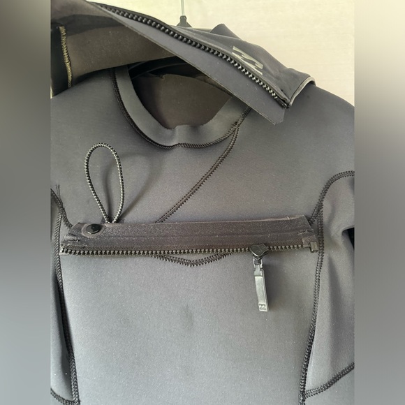 Billabong Synergy Women’s 3:2 Chest Zip wetsuit - Picture 3 of 6